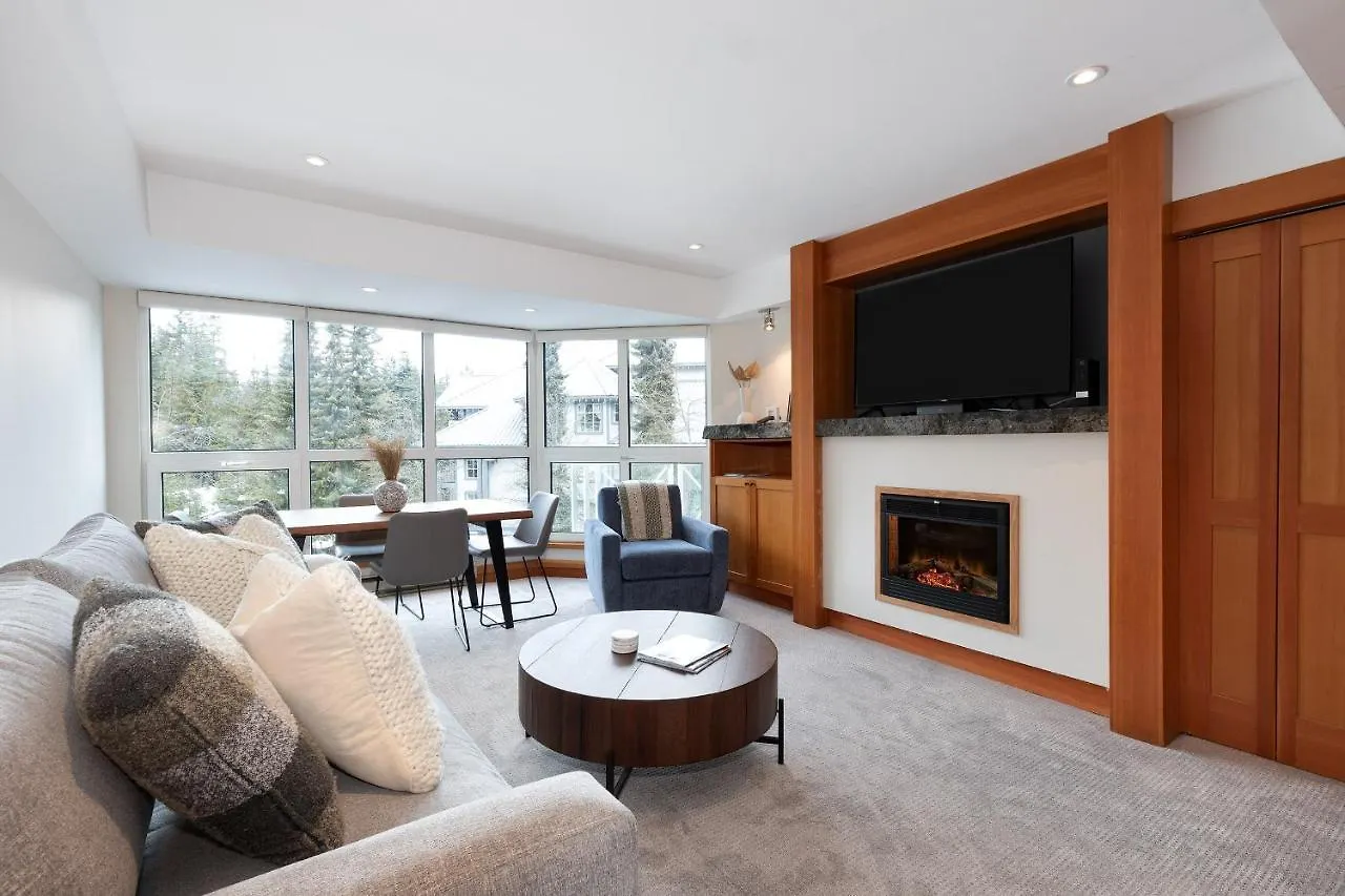 Le Chamois By Whistler Premier Apartment 0*,