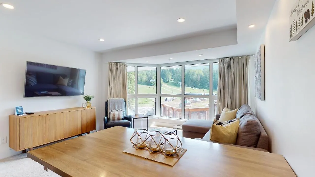 Le Chamois By Whistler Premier Apartment Canada