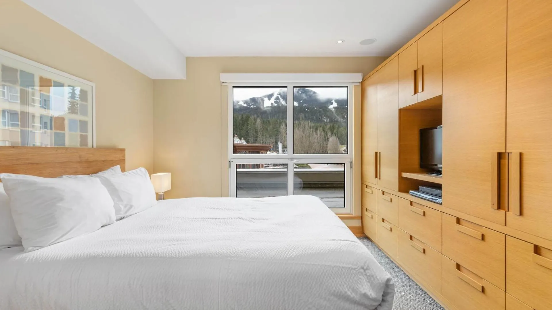 Le Chamois By Whistler Premier Apartment Canada