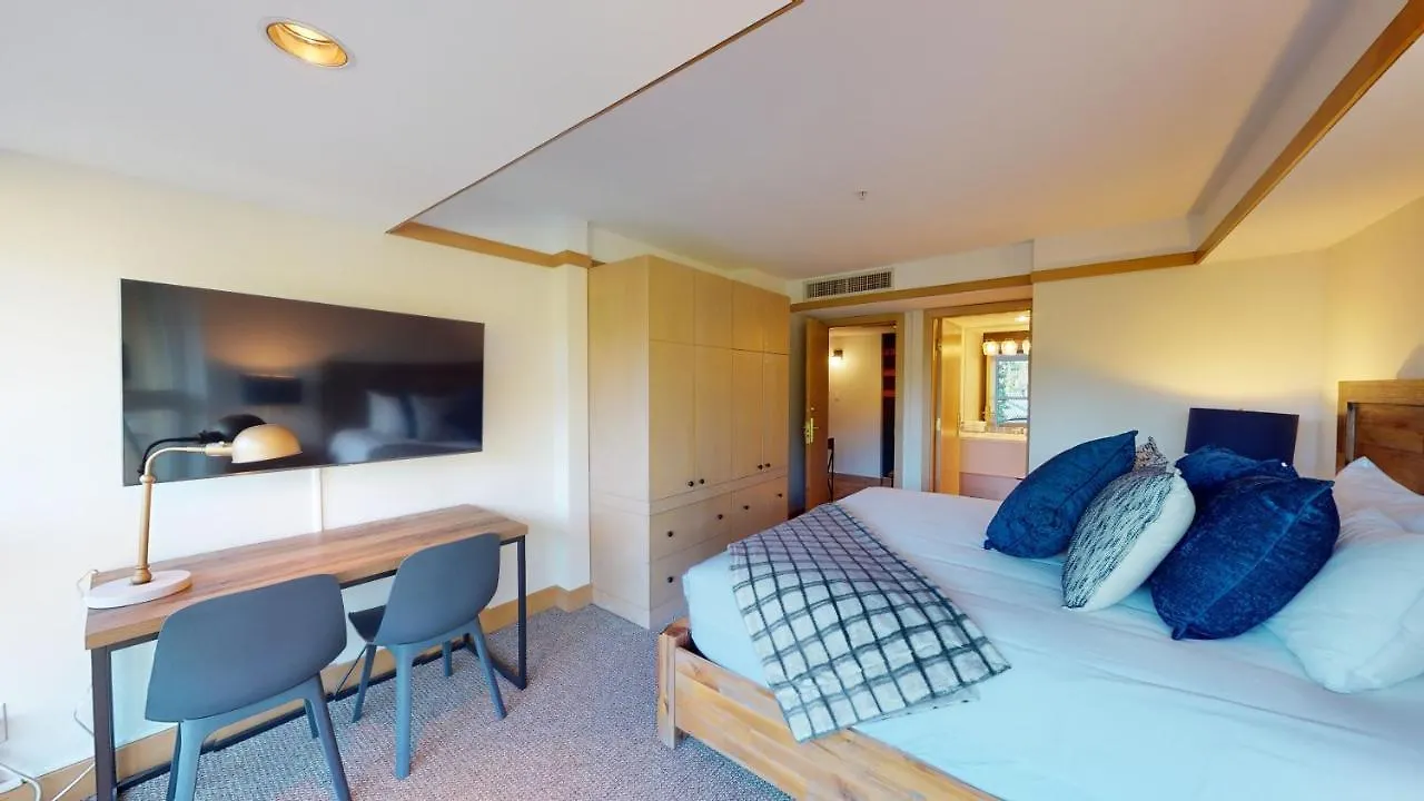 Ferienwohnung Le Chamois By Whistler Premier Apartment