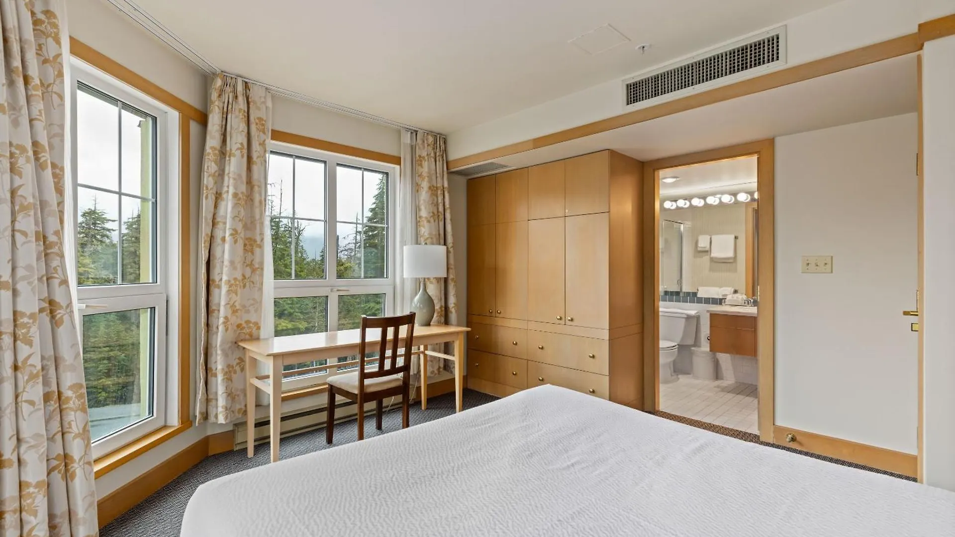 Le Chamois By Whistler Premier Apartment Canada